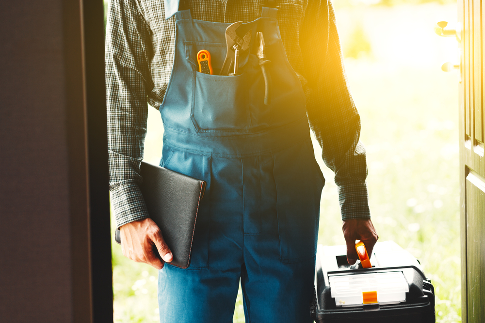 Comparative Analysis: Hiring a Professional Vs. DIY Water Line Repair Costs 1 Comparative Analysis: Hiring a Professional Vs. DIY Water Line Repair Costs