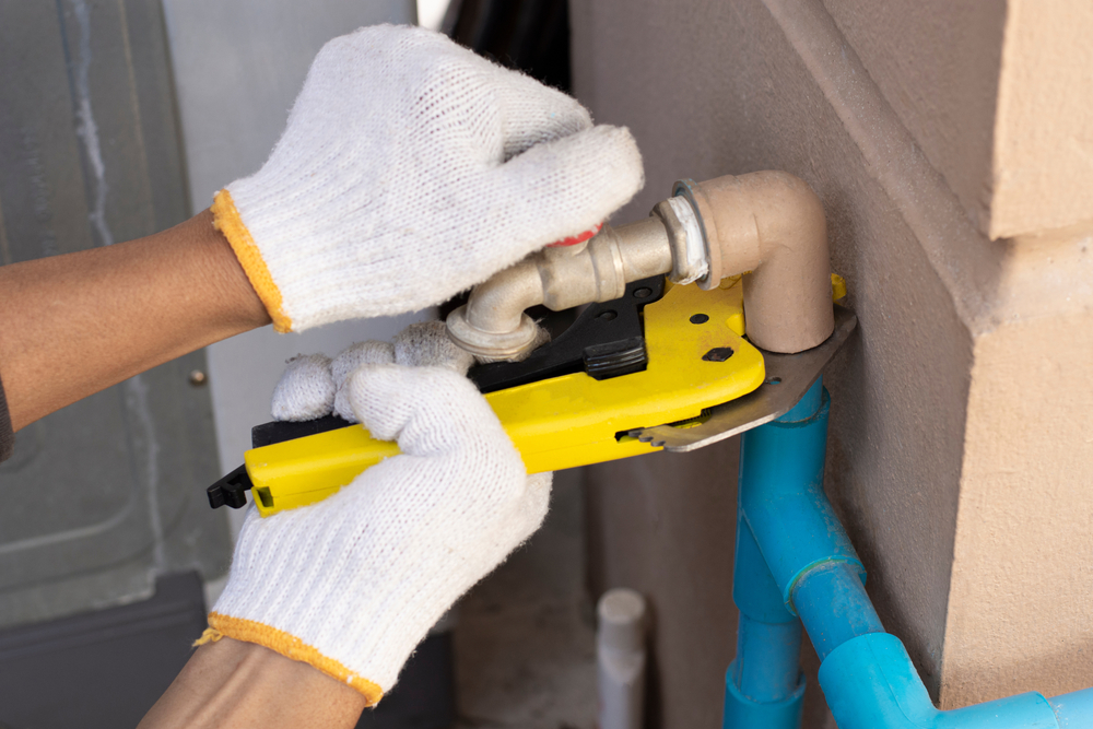 Understanding the Environmental Benefits of Water Line Leak Detection 1 Understanding the Environmental Benefits of Water Line Leak Detection