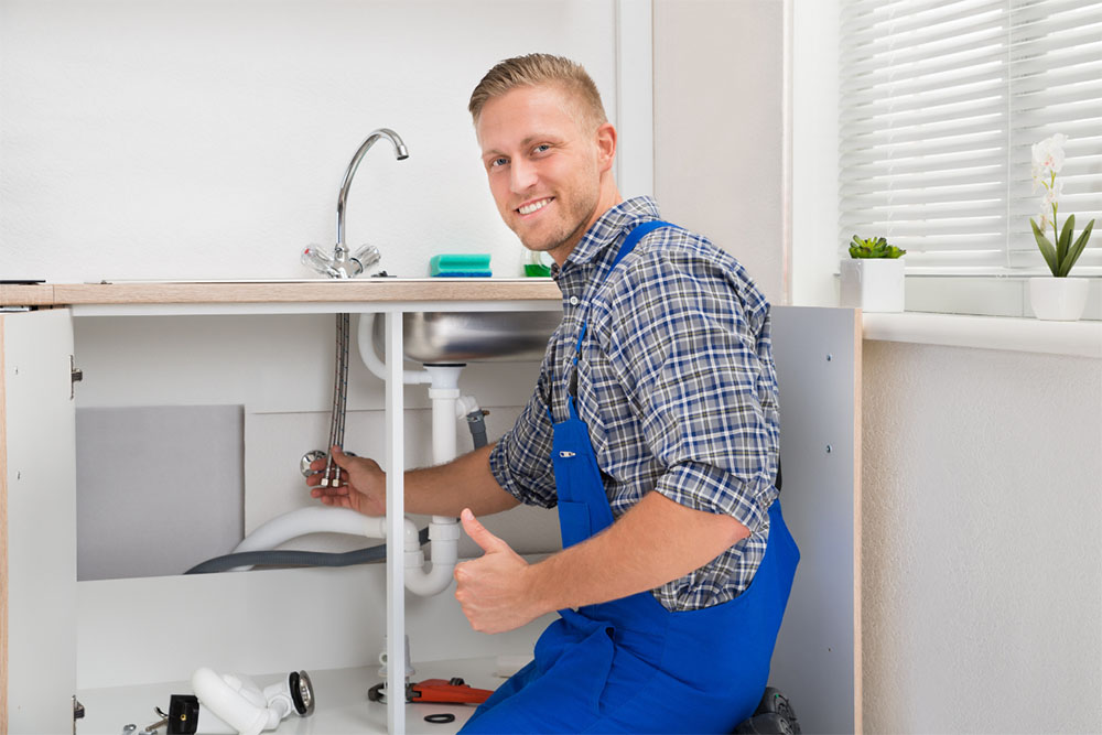 When to Seek Professional Help for Water Line Repairs 1 When to Seek Professional Help for Water Line Repairs